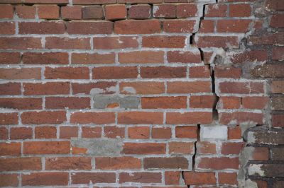 Cracked Brick Wall Repair