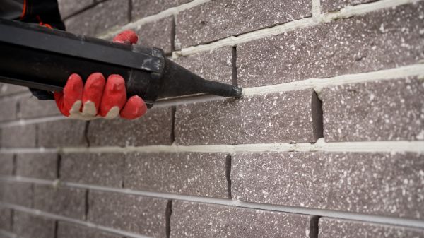 Masonry Tuckpointing in Hopkins