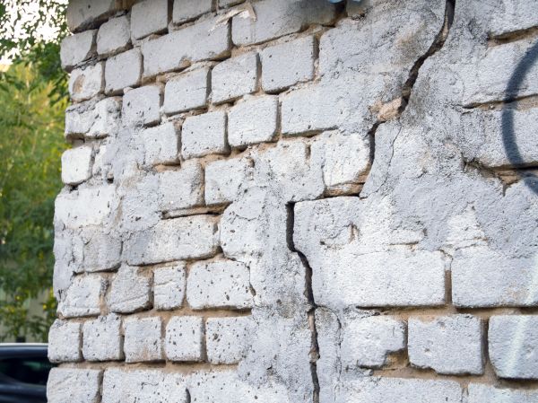 Cracked Brick Wall Repair in Hopkins